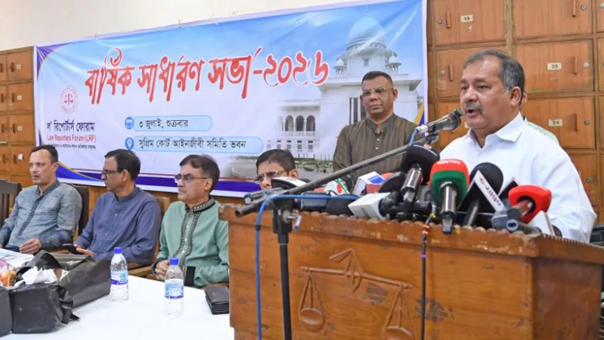 রাষ্ট্র পরিচালনা সম্পর্কে জনগণকে সঠিক ধারণা দিতে পারে গণমাধ্যম: তথ্যমন্ত্রী